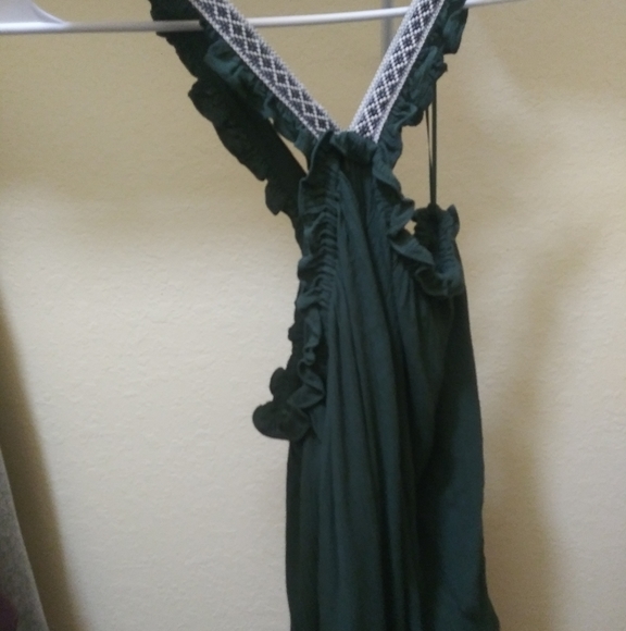 Cold shoulder flowy bohemian tank hunter green - Picture 2 of 5